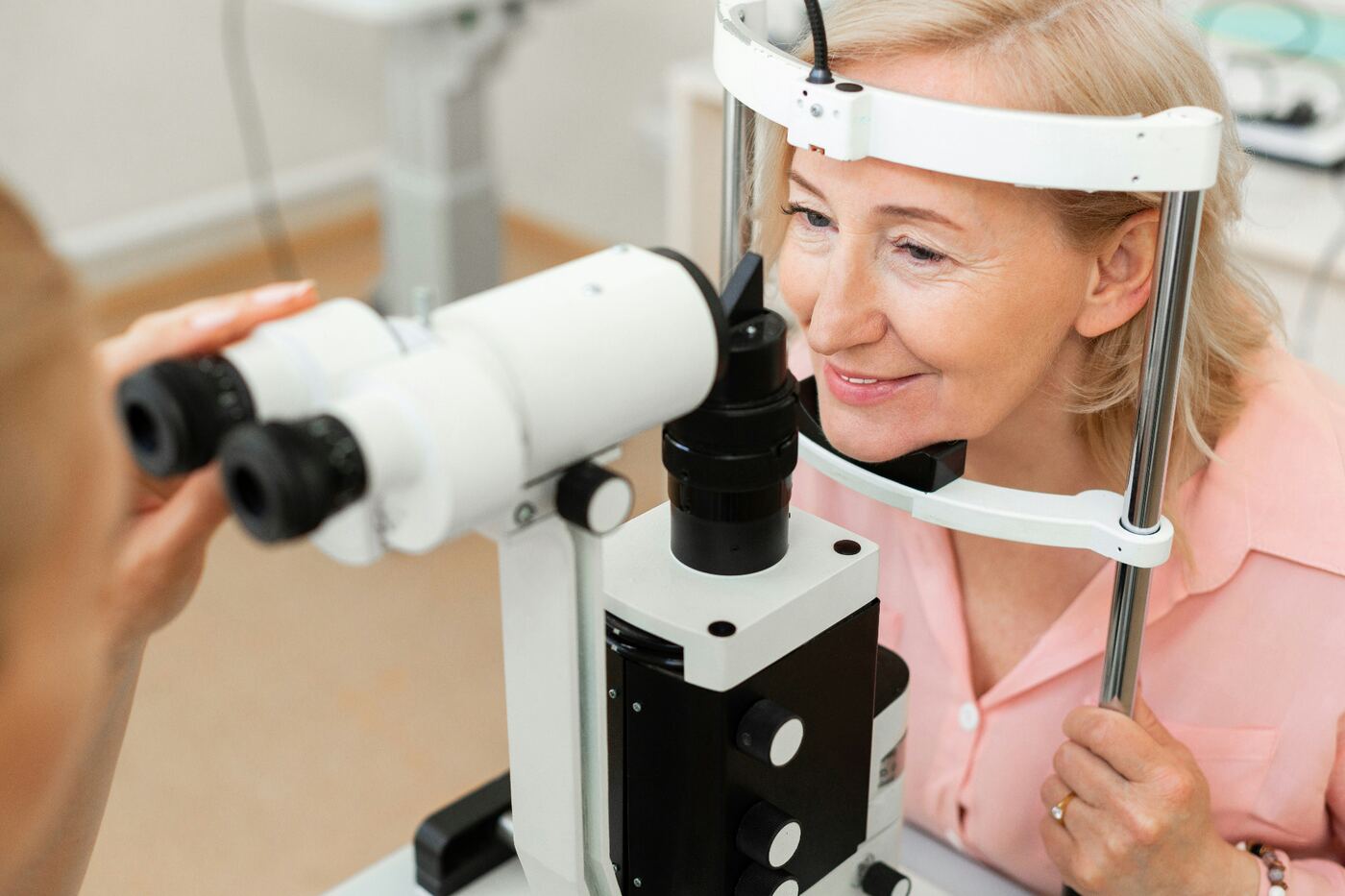 Slit lamp eye health examination with Dr. Roxanna Gangi